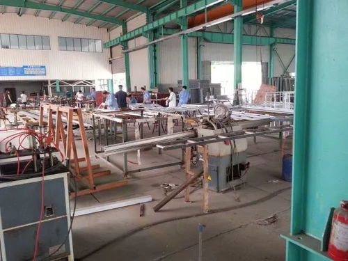 定制鋼窗 酒店美學(xué)與管理的靜默協(xié)奏